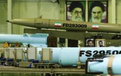 Iran Perkenalkan Rudal Balistik Hipersonik Pertamanya