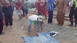 Terobos Pelintasan, Pemotor Tewas Mengenaskan Tertabrak Kereta di Haurgeulis Indramayu<