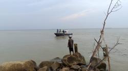 Asyik Berenang, Bocah 15 Tahun di Bangka Barat Hilang Tenggelam