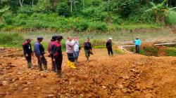 2 Pendulang Emas Tewas Tertimbun Longsor Tebing di Lengkong Sukabumi<