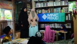 Dukung Literasi Perdesaan, MNC Peduli Beri Bantuan Buku untuk Rumah Baca di Lumajang