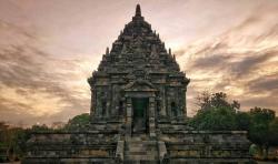 Peninggalan Kerajaan Kalingga, Ada Candi di Puncak Gunung Muria hingga Prasasti Batu Alam<
