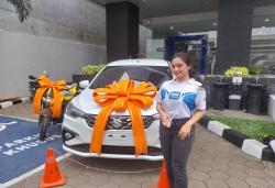 Panen Hadiah Simpedes, Nasabah BRI Ini Dapat Hadiah Mobil