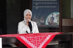 Lirik dan Makna Lagu Loneliness Karya Putri Ariani yang Antarkan Raih  Golden Buzzer AGT 2023<