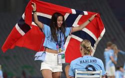 Intip Pacar Erling Haaland Isabel Johansen Nempel Sang Kekasih