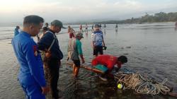 Perahu Tergulung Ombak lalu Tenggelam di Perairan Garut, 2 Nelayan Selamat