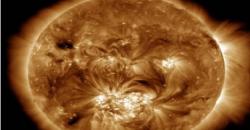 NASA Temukan Sumber Angin Matahari, Menyembur Keluar dari Lubang di Korona