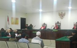 Korupsi Anggaran Kendaraan Dinas, Eks Pimpinan DPRD Seluma Dituntut 1,5 Tahun<