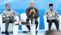 Ganjar Pranowo Kembali Raih Penghargaan Pembangunan Terbaik 2023