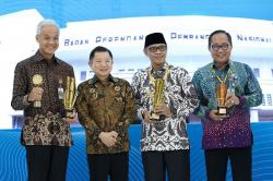 Pemprov Jateng Kembali Raih Penghargaan Pembangunan Terbaik, Ganjar: Reformasi Birokrasi Berjalan 