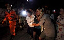 Rumah Lebak Indah Regency Surabaya Kebakaran, Ibu dan Anak Terjebak di Dalam