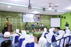 PJ Bupati HSU Lepas 35 Calon Haji Gelombang Kedua