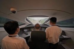 Terus Meningkat, Kecepatan Kereta Cepat Jakarta Bandung Tembus 300 Km per Jam<