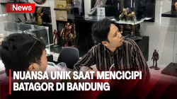 Rumah Makan Batagor di Bandung Suguhkan Koleksi Mainan Statue Film dan Serial Populer Amerika<