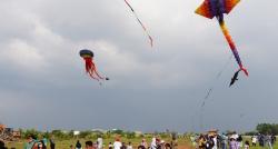 Liburan Seru Akhir Pekan, Asyik Lihat Festival Layangan Hias Terbesar di Timur Jakarta