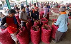 Potret Pasar Bawang Sengon Brebes, Dulu Sempit dan Berebut Lapak Kini Lebih Representatif