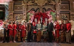 Ganjar Pranowo Hadiri Pernikahan Putri Politikus PDIP Aria Bima