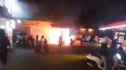 Tangki Digoyang usai Isi BBM, Motor di SPBU Malang Ludes Terbakar