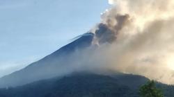 581 Gempa Guguran Terjadi di Gunung Karangetang, Status Masih Level III Siaga
