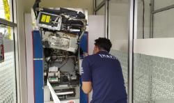 Penampakan Mesin ATM di STIKES Panca Bhakti Rusak, Pelaku Diburu Polisi<