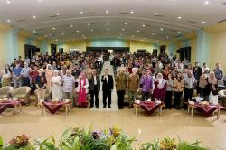 Prof Sahiron Dorong Akademisi Ikut Selesaikan Masalah Dunia dengan Pahami Kitab Suci