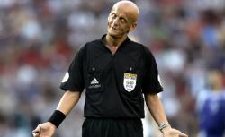 Sosok Pierluigi Collina: Dari Bek Tengah, Wajib Militer hingga Jadi Wasit Legendaris 