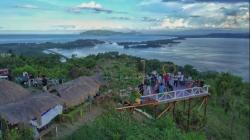 9 Bukit di Papua, Bukan Hanya Indah tapi Pemandangan Alamnya Menenangkan Hati