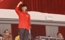 Momen Ganjar Pranowo Bacakan Dedication of Life Bung Karno