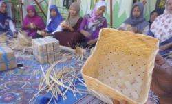 Jelang Idul Adha, Perajin Besek di Bantul Kebanjiran Orderan 