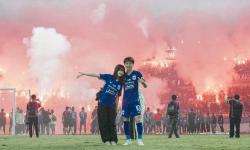 Taisei Marukawa Pamer Kemesraan dengan Istri di Stadion Jatidiri, Bikin Baper Suporter PSIS