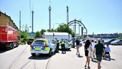 Roller Coaster Tergelincir saat Beroperasi, 1 Pengunjung Tewas 