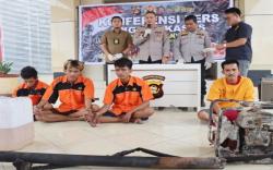 2 Penyulingan Minyak Ilegal Terbakar, 4 Warga Muba Ditangkap<