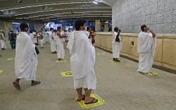 Catat, Ini Hukum Bawa Batu Jumrah ke Tanah Air