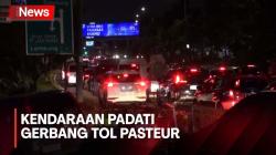 H-1 Iduladha, Puluhan Ribu Kendaraan Padati Gerbang Tol Pasteur