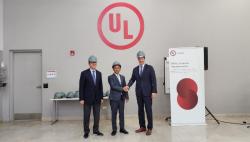 Bahlil Ajak Perusahaan Global Bangun Fasilitas Pengujian Baterai di Indonesia