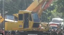 Kronologi Kecelakaan Truk Tabrak Avanza lalu Masuk Sungai di Ajibarang Banyumas