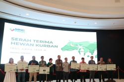 MNC Finance dan Mitra Rekanan Salurkan Hewan Kurban