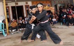 Adu Jago Bela Diri 2 Pendekar Pencak Sumping