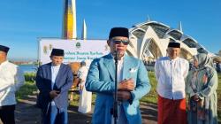 Aher Sumbangkan 1.000 Alquran untuk Masjid Al Jabbar, Ridwan Kamil: Hatur Nuhun<