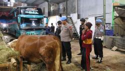 Antisipasi Pencurian Hewan Kurban, Polres Pekalongan Intensif Patroli di Masjid-Masjid 