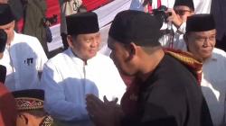 Salat Idul Adha di Stadion Mandalamukti KBB, Prabowo Disambut Riuh Jemaah<
