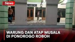 Warung dan Atap Musala di Ponorogo Roboh akibat Gempa Yogyakarta