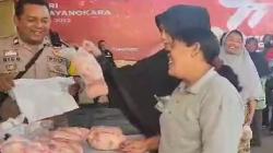Ringankan Beban Masyarakat, Polres Cimahi Gelar Pasar Murah Ayam Potong di Batujajar<