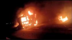 Bus Terbalik dan Terbakar Hebat, 26 Orang Tewas