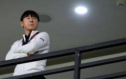 Momen Shin Tae-yong Nonton Laga Perdana Liga 1 2023/2024