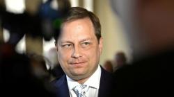 Menteri Perekonomian Finlandia Mundur Setelah Dikaitkan dengan Neo-Nazi