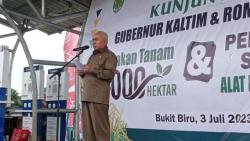 Kunjungi Kukar, Gubernur Isran Noor Pamer Program Beasiswa Kaltim Tuntas