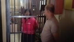 Embat Sosis di Minimarket, Emak-Emak di Baturaja Disoraki Warga<