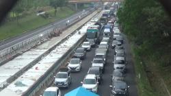 Tol Cipali Macet Panjang, Pengemudi Terjebak Kepadatan Berjam-jam