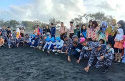 Konservasi Penyu, 147 Tukik Dilepasliarkan di Pantai Bugel Kulonprogo